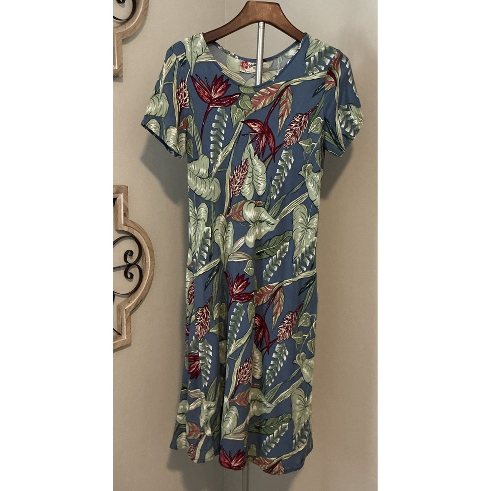Hilo Hattie Hawaiian‎ Midi Dress Size M Blue Multi Floral Short Sleeve USA